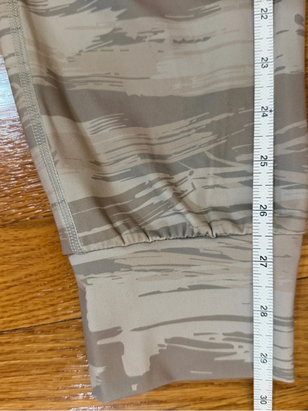 Alphalete Surface Pocket Leggings in Desert Canvas Camo Jogger - Size Est. M/L